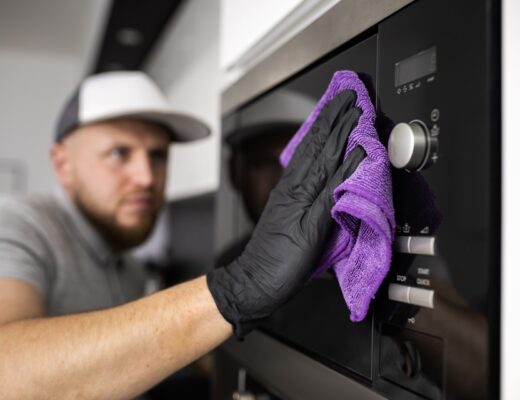 Oven Cleaning Service
